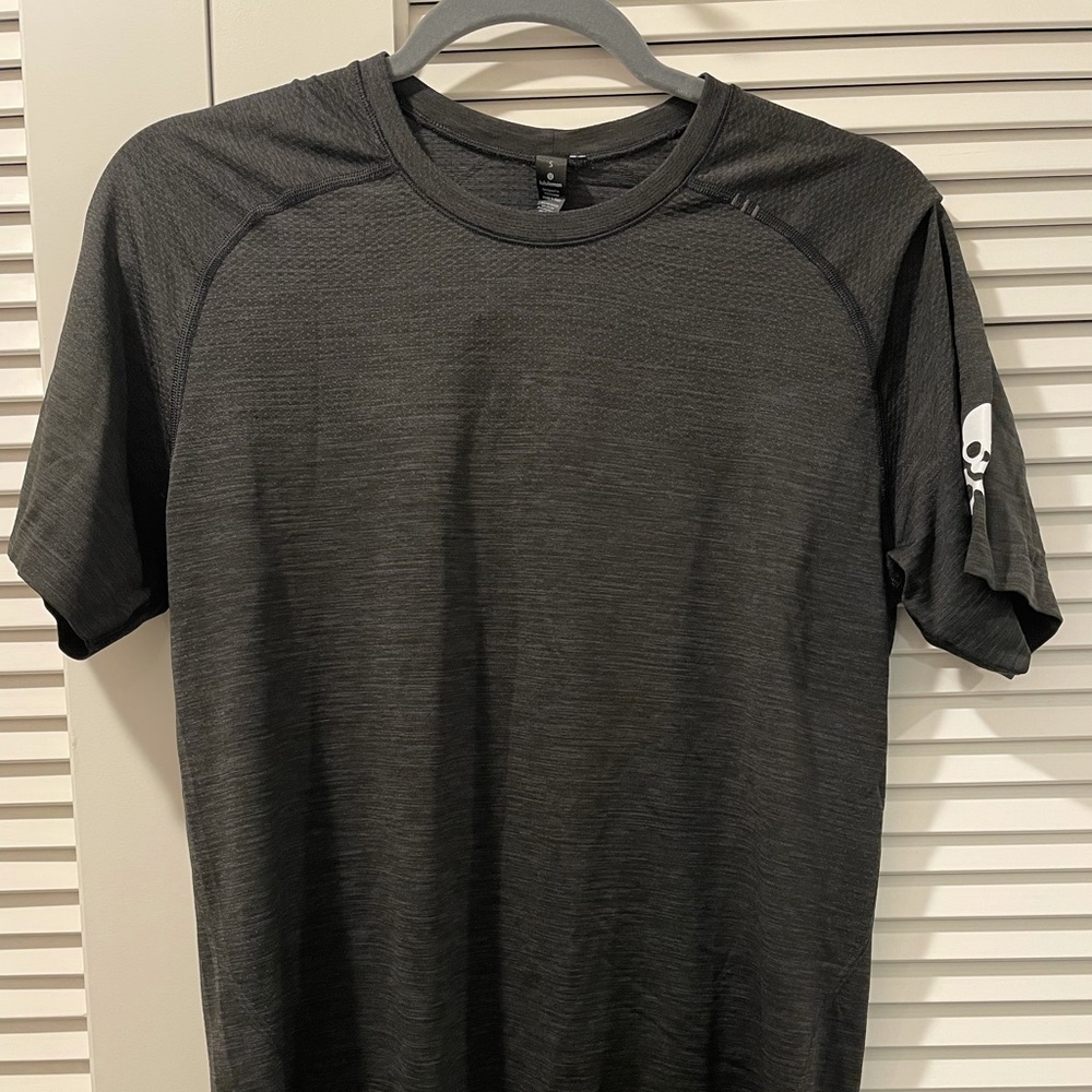 Small black lululemon X soul cycle skull metal vent tech